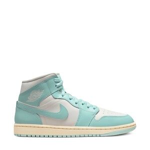 Nike Air Jordan 1s - Sail/ Muslin/ Light Dew 8.5 RARE